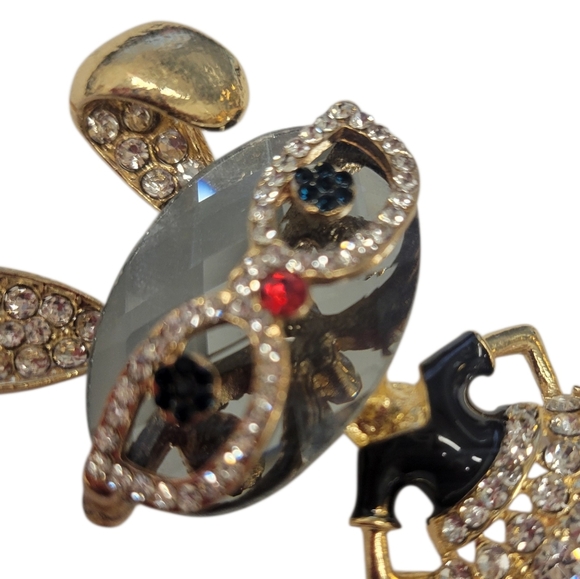 Blingy Bunny Brooch - Picture 4 of 7
